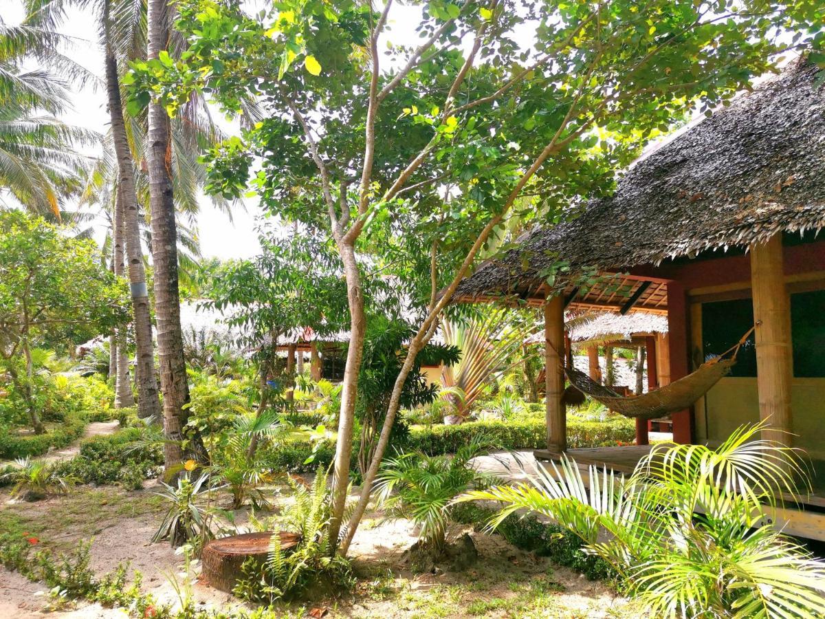 Sulu Sunset Beach Resort Nauhang Dış mekan fotoğraf