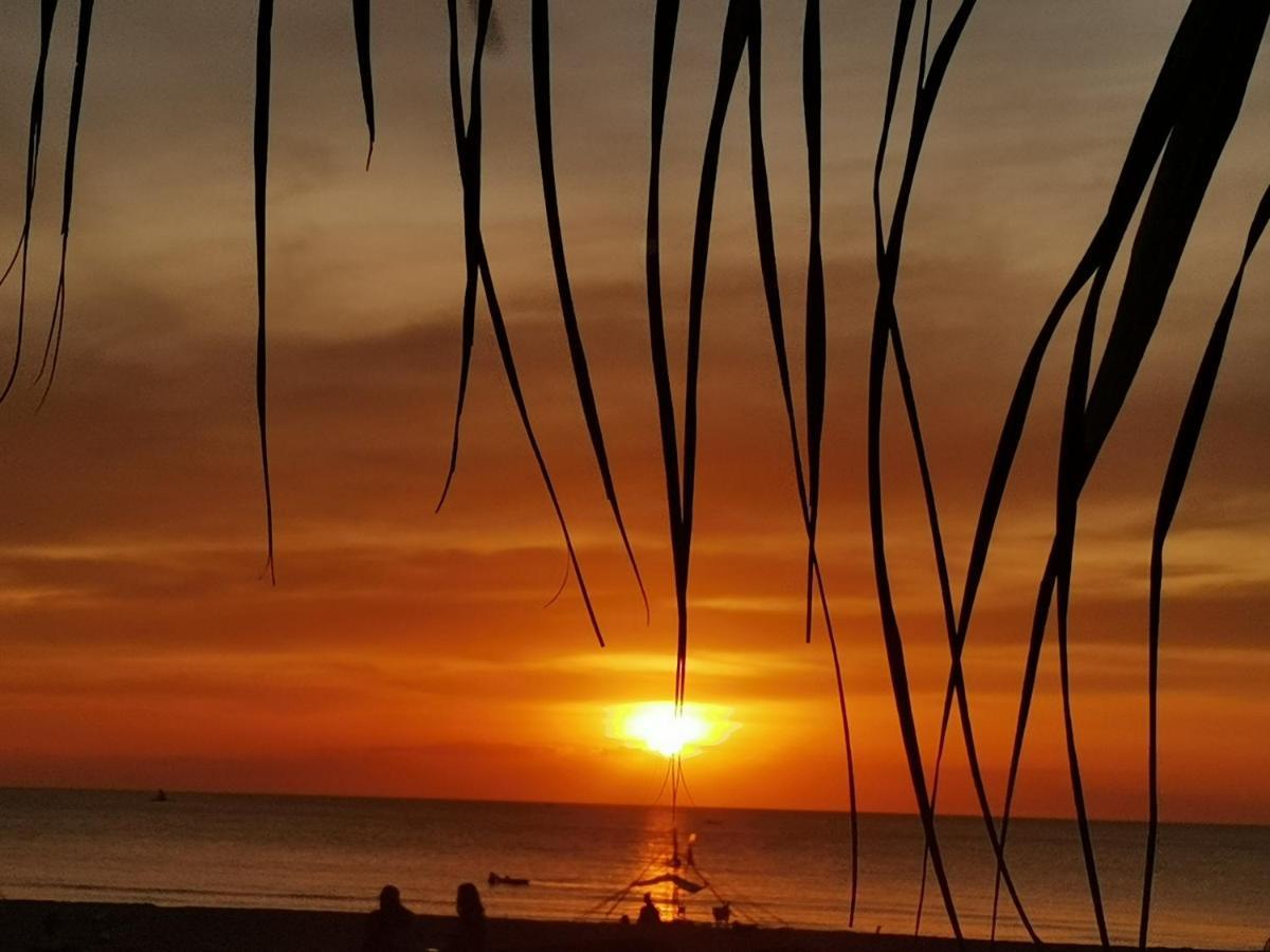 Sulu Sunset Beach Resort Nauhang Dış mekan fotoğraf