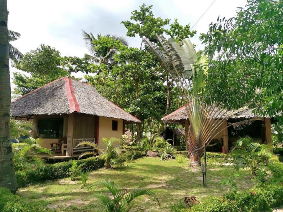 Sulu Sunset Beach Resort Nauhang Dış mekan fotoğraf