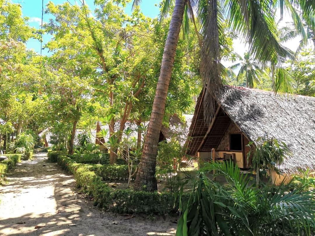 Sulu Sunset Beach Resort Nauhang Dış mekan fotoğraf